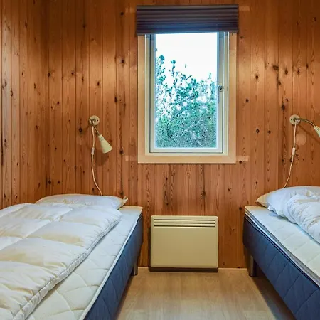 Σπίτι διακοπών Three-bedroom In *